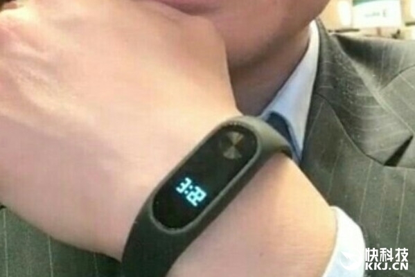 С���ֻ�2�ۼ����ˣ�LED��Ļ/20�쳤����